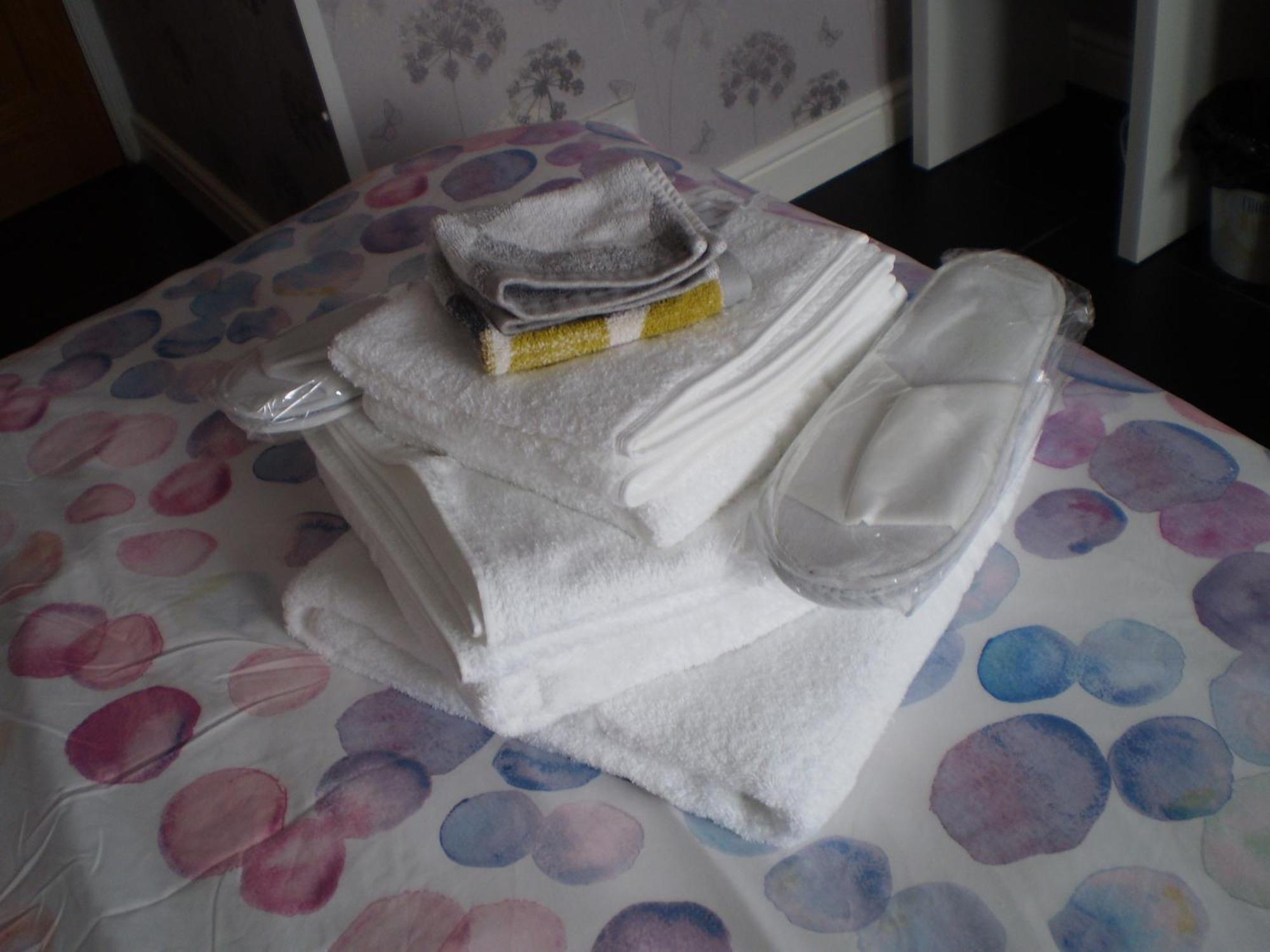 Sportsmans Lodge Bed And Breakfast Amlwch Exteriör bild